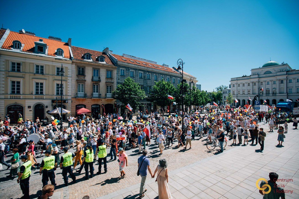 Warszawa: Marsz dla życia i rodziny